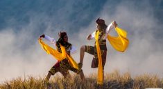 5 Tradisi Upacara Adat Unik yang Hanya Bisa Ditemukan di Indonesia