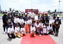 Tarian Wisisi Wamena Papua Pecahkan Rekor MURI Berkat Aksi 1.140 Pelajar