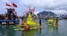 Budaya Nelayan Prigi Trenggalek Gelar Upacara Adat Larung Sembonyo, Makna Sedekah Laut