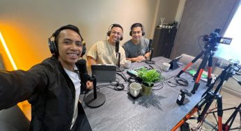 Cerita Ade Ariani, Pengamen Viral yang Banjir Rezeki