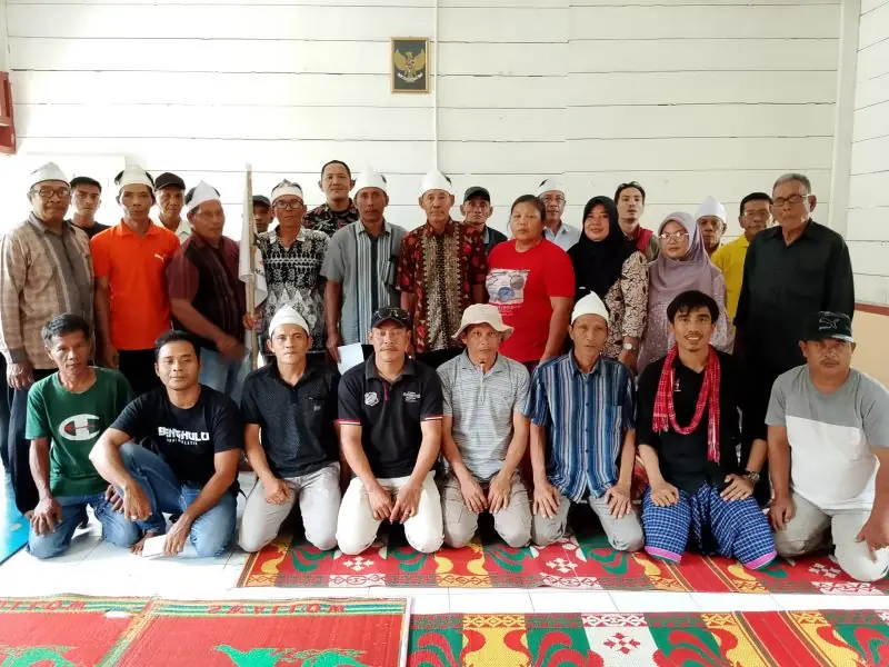 Komunitas Adat